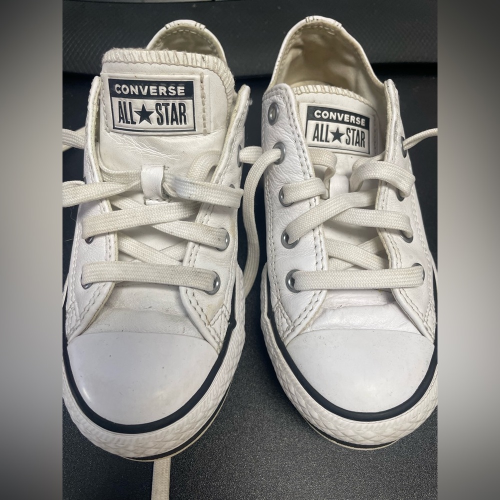 Junior All-Star Converse White Leather Platform Chunky Size US 11 👩‍🎤